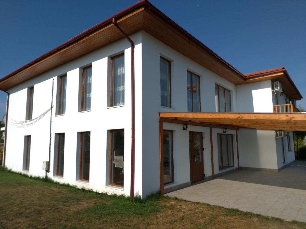 Paradiso Resort Sarinasuf Екстериор снимка